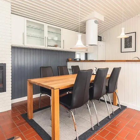 Vakantiehuis Charming 6-person Vacation In Middelfart