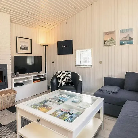 Charming 6-person Vacation In * Middelfart